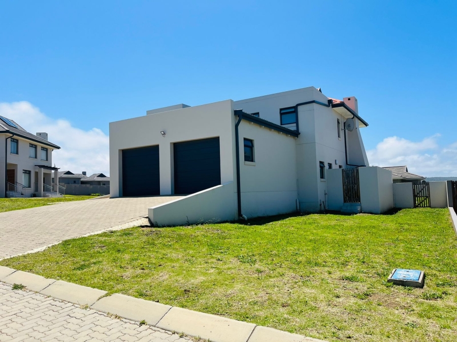 3 Bedroom Property for Sale in Kidds Beach Eastern Cape